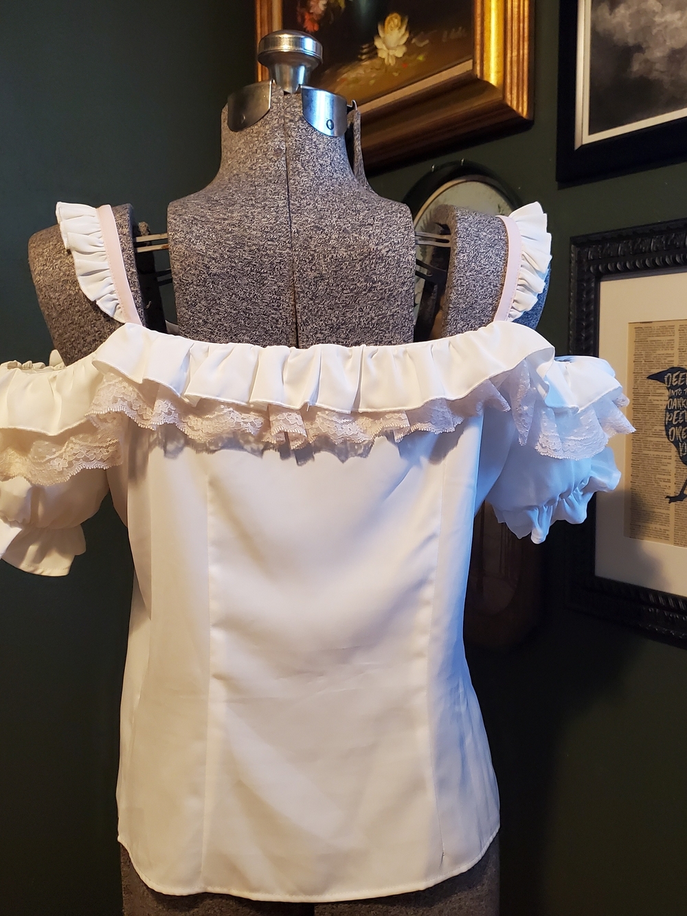 Pink and White Lace-Trim Jirai Kei Lolita set - Picture 9 of 10